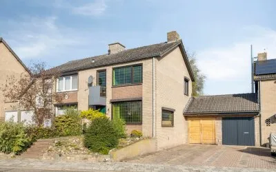 Tussenwoning te koop: Shomonstraat 20, Margraten