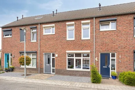 Tussenwoning te koop: Siem Boonenstraat 3, Kern Haelen Haelen