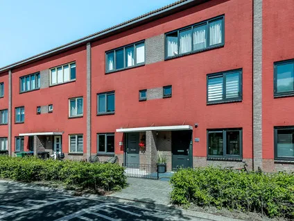 Tussenwoning te koop: Siennastraat 177, Regenboogbuurt Noord en Oost Almere