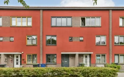 Tussenwoning te koop: Siennastraat 213, Regenboogbuurt Noord en Oost Almere