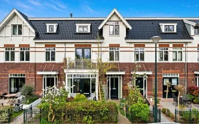 Tussenwoning te koop: Sigrid Undsetlaan 14, Kraayenstein en Vroondaal 'S-Gravenhage
