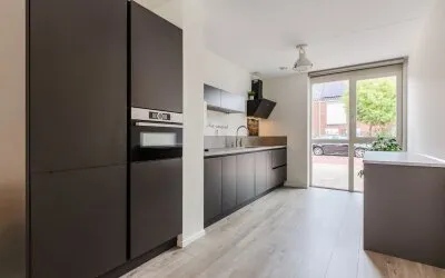 Corner house for sale: Sijsjespeer 18, Voorofschebuurt Boskoop