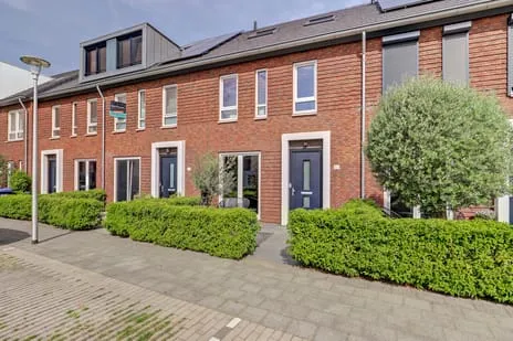 Terraced house for sale: Sikkel 61, Volgerlanden-Oost Hendrik-Ido-Ambacht
