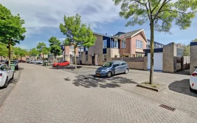 Tussenwoning te koop: Sikkelkruid 14, Kruidenbuurt Amersfoort
