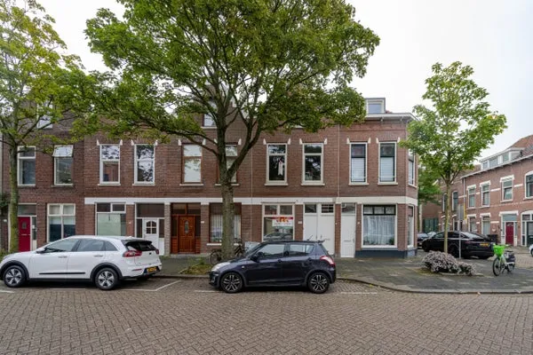 Tussenwoning te koop: Sikkelstraat 3075CL, Rotterdam