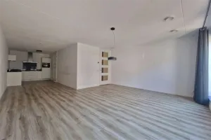 Woning te huur: Sikkelstraat, Rotterdam