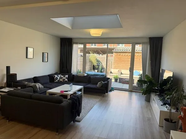 Tussenwoning te huur: Simon Stevinstraat 12, Startbaanbuurt Amstelveen