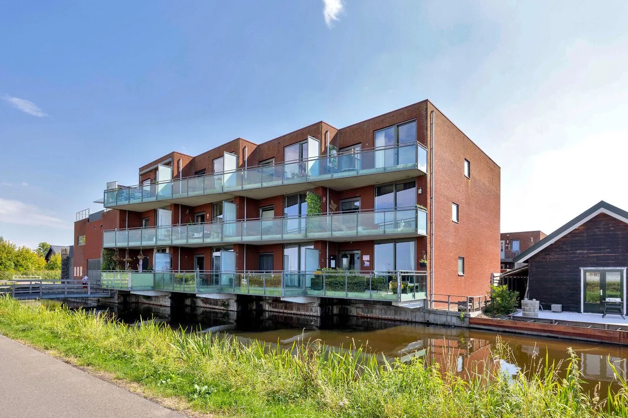 Appartement te koop: Simon van Capelweg 205, Noorden