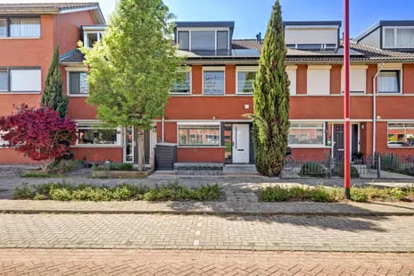 Tussenwoning te koop: Simon Vestdijkhove 37, Hoven-West Nieuwegein