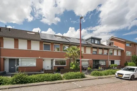 Tussenwoning te koop: Simon Vestdijkhove 55, Hoven-West Nieuwegein