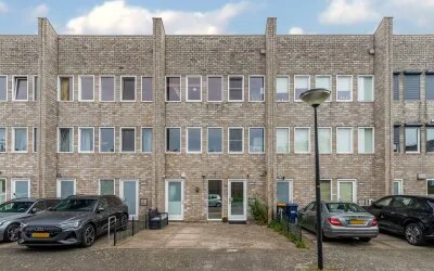 Tussenwoning te koop: Simon Vestdijkstraat 29, Erasmus Veld 'S-Gravenhage