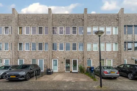 Tussenwoning te koop: Simon Vestdijkstraat 29, Erasmus Veld 'S-Gravenhage