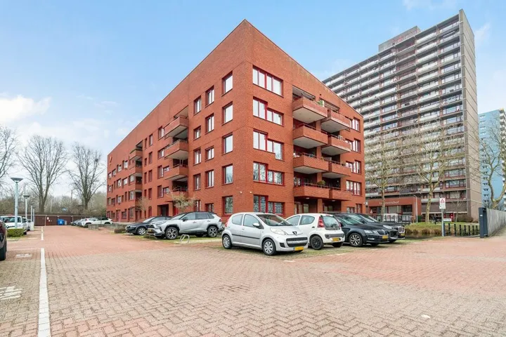 Appartement te koop: Simon Vestdijklaan 13, Aart van der Leeuwbuurt Delft