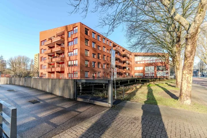 Appartement te koop: Simon Vestdijklaan 5, Aart van der Leeuwbuurt Delft
