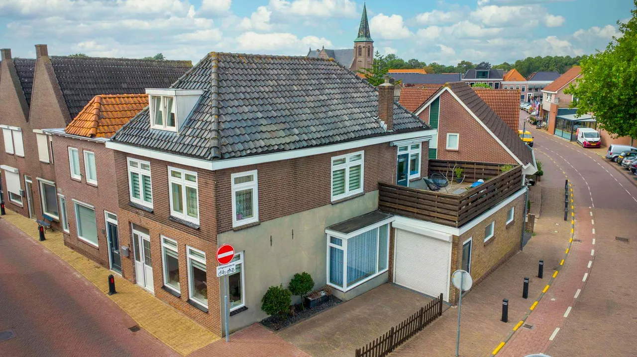 Hoekwoning te koop: Simondsstraat 9, Genemuiden
