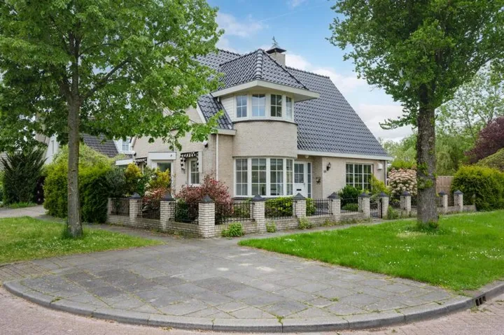 Vrijstaande woning te huur: Simone Signoretstraat 23, Filmwijk Midden Almere