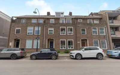 Tussenwoning te koop: Singel 250, Burgemeester de Raadtsingel en omgeving Dordrecht