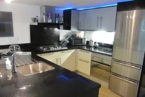 Woning te huur: Singel, Spuistraat-Zuid Amsterdam