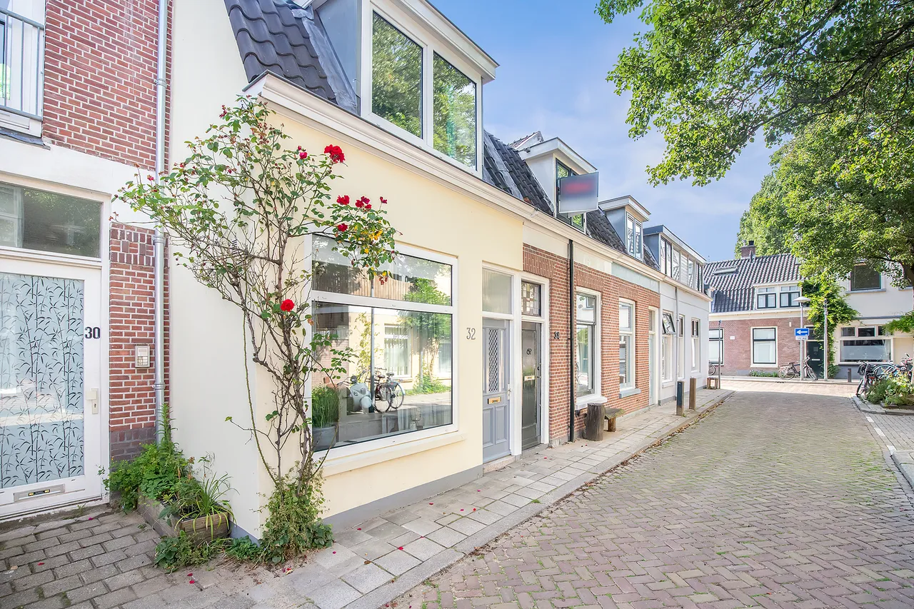 Tussenwoning te koop: singelstraat 32, Utrecht