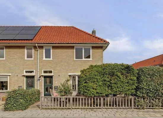 Tussenwoning te koop: Singelstraat 9, Trebolbuurt Harlingen