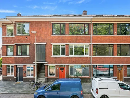 Appartement te koop: Sinjeur Semeynsweg 27, Laakkwartier-West 'S-Gravenhage