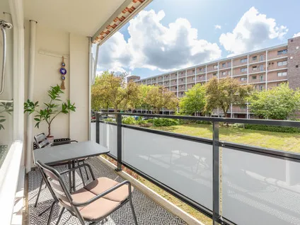 Appartement te koop: Sinnigvelderstraat 157, Hogewey-Midden Weesp