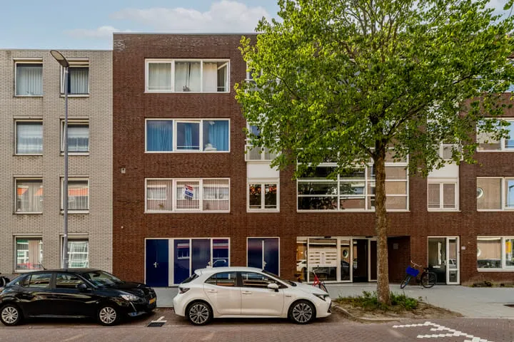 Apartment for sale: Sint-Agathastraat 49E, Liskwartier Rotterdam