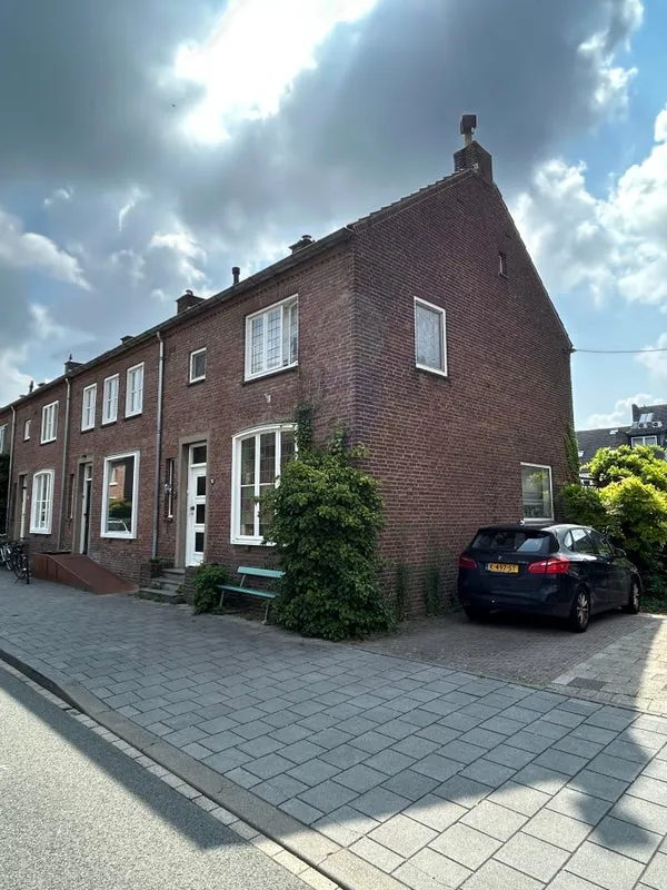 Woning te huur: Sint Amandusstraat, Villapark Maastricht
