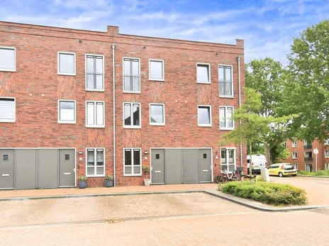 Tussenwoning te koop: Sint Bavolaan 4, In den Houte Noordwijkerhout
