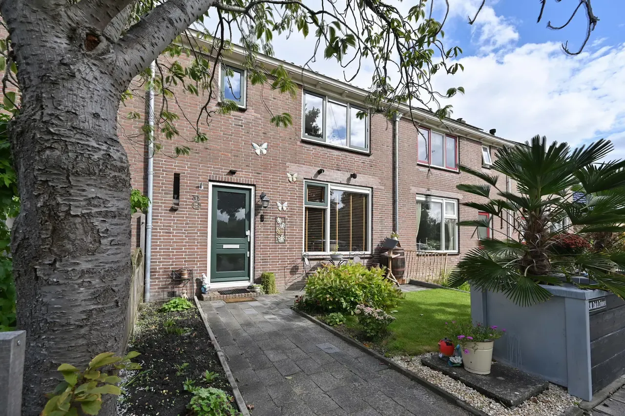 Tussenwoning te koop: Sint Elisabethstraat 31, Grootebroek