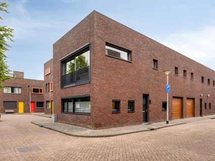 Tussenwoning te koop: Sint Filippushof 22, Sint Pieterspark Tilburg