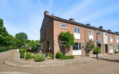 Hoekwoning te koop: Sint Gerlachplein 1, Sint Gerlach Valkenburg