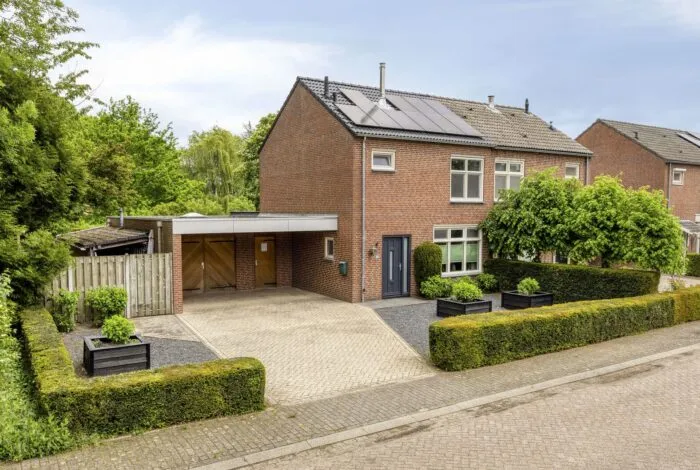 Hoekwoning te koop: Sint Hubertse Binnenweg 35, Sint Hubert Sint Hubert