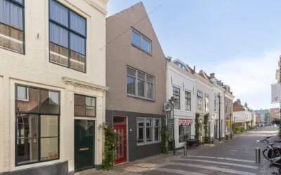 Tussenwoning te koop: Sint Janstraat 25, Markt Middelburg