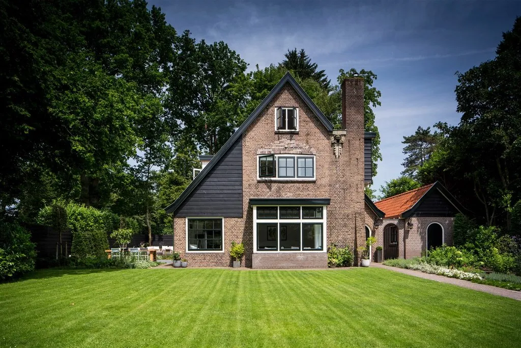 Vrijstaande woning te huur: Sint Janstraat 52, Laren