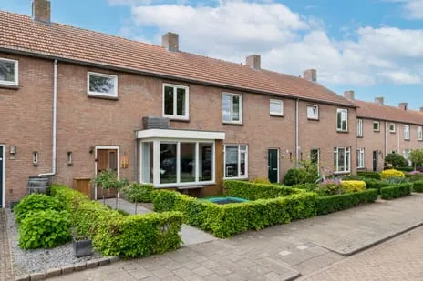Tussenwoning te koop: Sint Jorisstraat 30, Berlicum Berlicum
