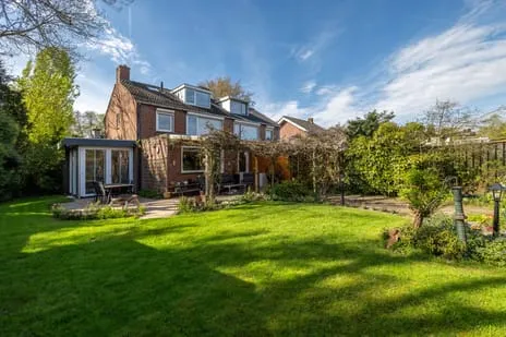 Twee-onder-één-kap te koop: Sint Lambertusstraat 24, Kom Engelen Bosch