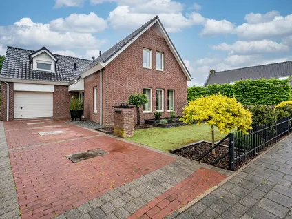 Vrijstaande woning te koop: Sint Lambertusweg 30A, Reuver Reuver