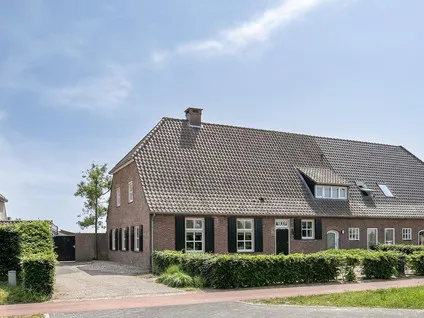 Twee-onder-één-kap te koop: Sint-Oedenrodeseweg 40, Buitengebied Best