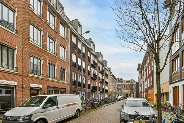 Appartement te huur: Sint Willibrordusstraat 105E, Van der Helstpleinbuurt Amsterdam