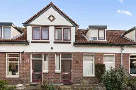Tussenwoning te koop: Sint Bonifaciusstraat 37, Gerrit van Stellingwerfstraat e.o. Amersfoort