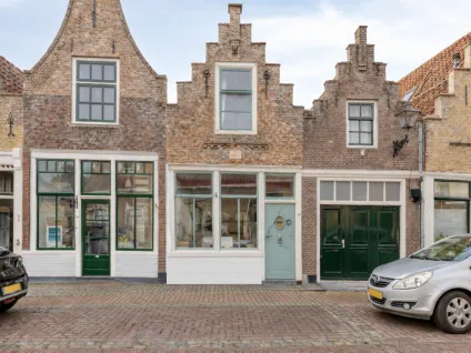 Tussenwoning te koop: Sint Domusstraat 20, Zierikzee