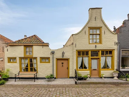 Hoekwoning te koop: Sint Domusstraat 88, Zierikzee binnen de vesten Zierikzee