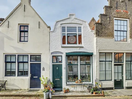 Tussenwoning te koop: Sint Domusstraat 96, Zierikzee binnen de vesten Zierikzee