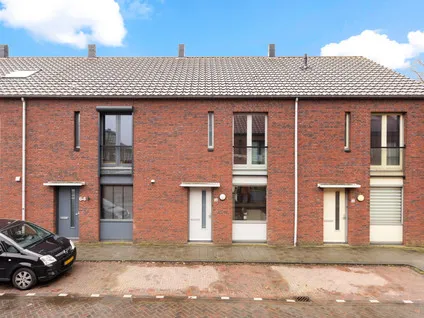 Tussenwoning te koop: Sint Eustatiusstraat 66, Goirke Noord Tilburg