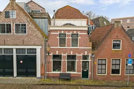 Tussenwoning te koop: Sint Janstraat 1, Centrum Zuid-Oost Enkhuizen