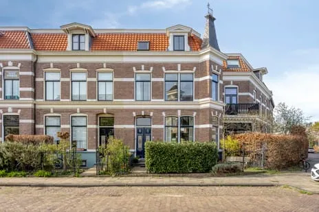 Tussenwoning te koop: Sint Jurrienstraat 11, Zwolseweg Deventer