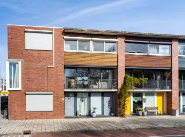 Tussenwoning te koop: Sint Petersburglaan 48, Het Hart Ijsselstein