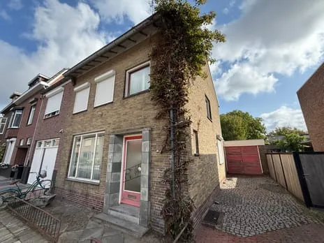 Vrijstaande woning te koop: Sint Servatiusweg 65, Heer Maastricht