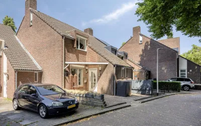 Tussenwoning te koop: Sint Teunisstraat 24, Maria Gewanden Hoensbroek